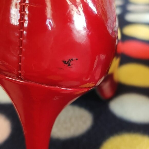 RED PATENT LEATHER HEELS GOLD TOE TIP MADE IN BRAZIL Size 5. - Picture 10 of 11